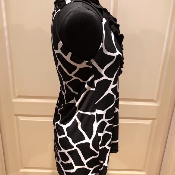 Top - Picture 2 of 5